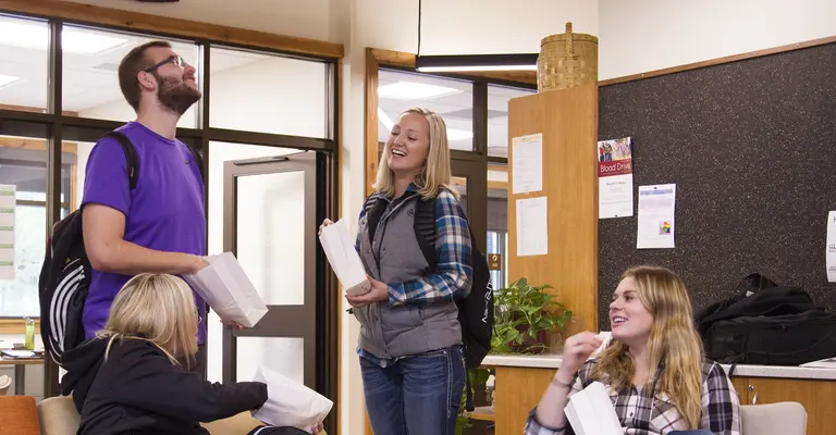 students_with_popcorn_2 Thumbnail