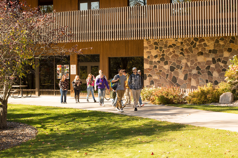 Students leaving the Red Oak Center